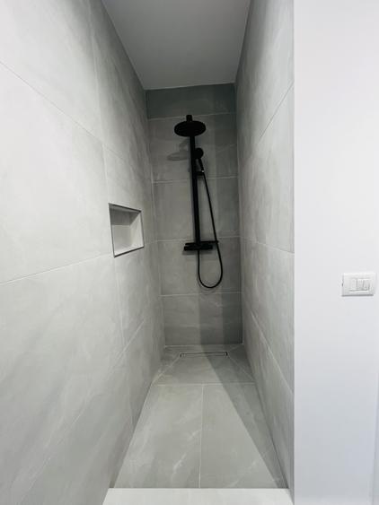Duplex cu 5 camere cu Canalizare în Dumbrăvița