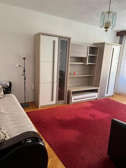 Apartament cu 2 camere decomandat în Calea Dumbrăvii