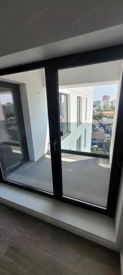 Apartament cu 3 camere decomandat în Baicului