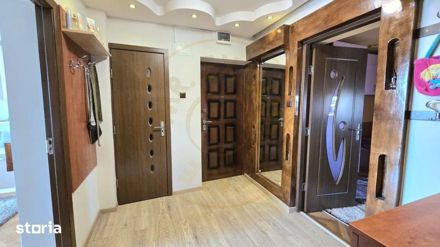 Apartament cu 3 camere, mobilat în Cloșca