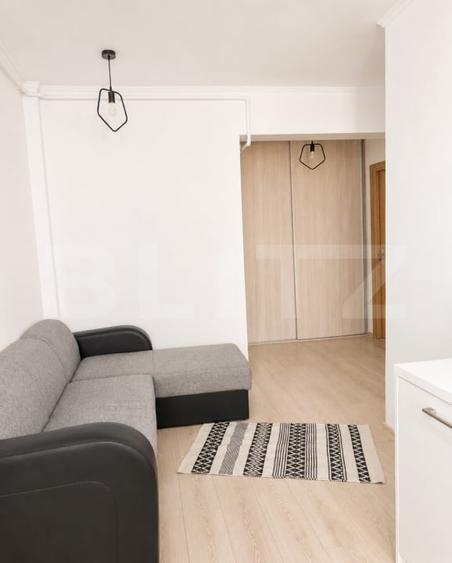 Apartament cu 2 camere semidecomandat, mobilat în Baciu