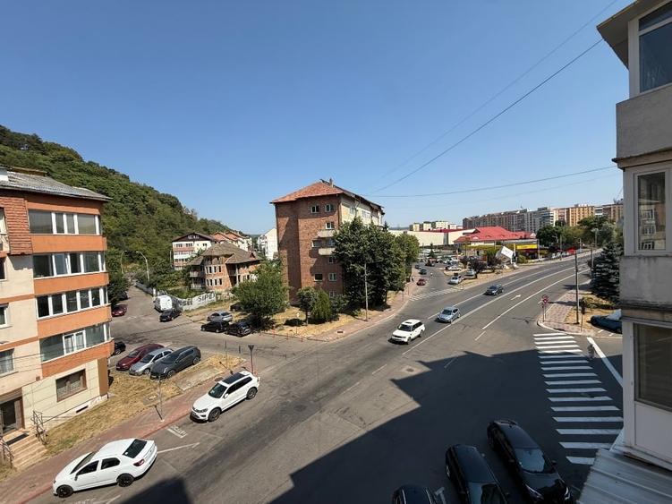 Garsonieră decomandată în Dărmănești