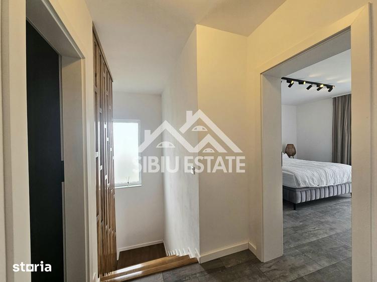Casă cu 5 camere cu Teren 437 Mp în Central