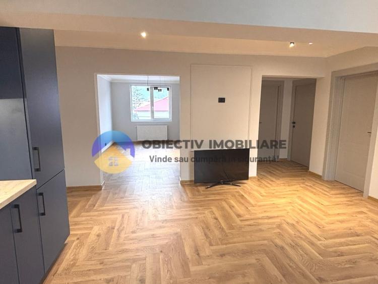 Apartament cu 3 camere decomandat, mobilat în Precista