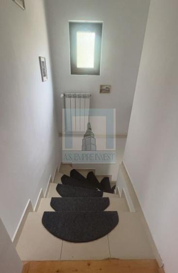 Casă cu 5 camere cu Teren 340 Mp în Central