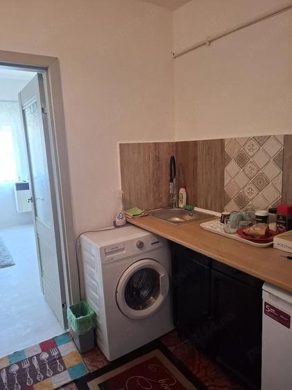Garsonieră decomandată, mobilată în Exterior Vest