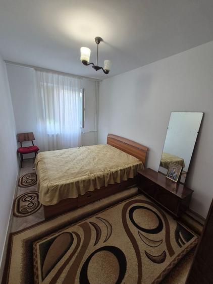 Apartament cu 2 camere nedecomandat, mobilat în Inel II