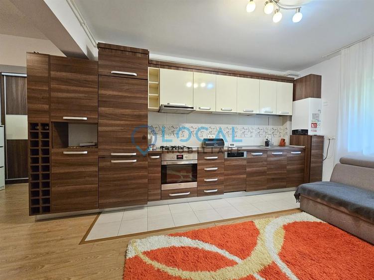 Apartament cu 3 camere semidecomandat în Mănăștur