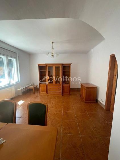 Casă cu 3 camere cu Teren 347 Mp în Central