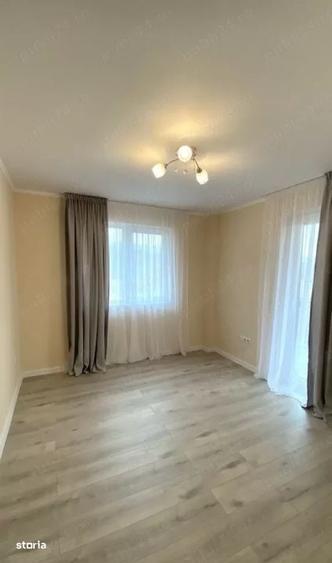 Apartament cu 3 camere în Florești