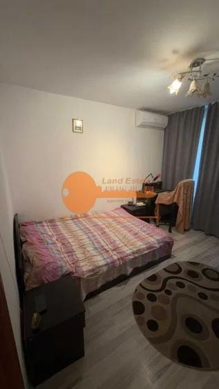 Apartament cu 3 camere semidecomandat, mobilat în Apusului