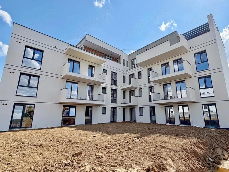 Apartament cu 2 camere decomandat în Plopi