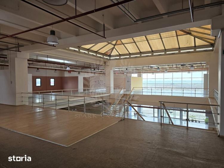 Spațiu comercial, de 3,400 mp, în Blejoi