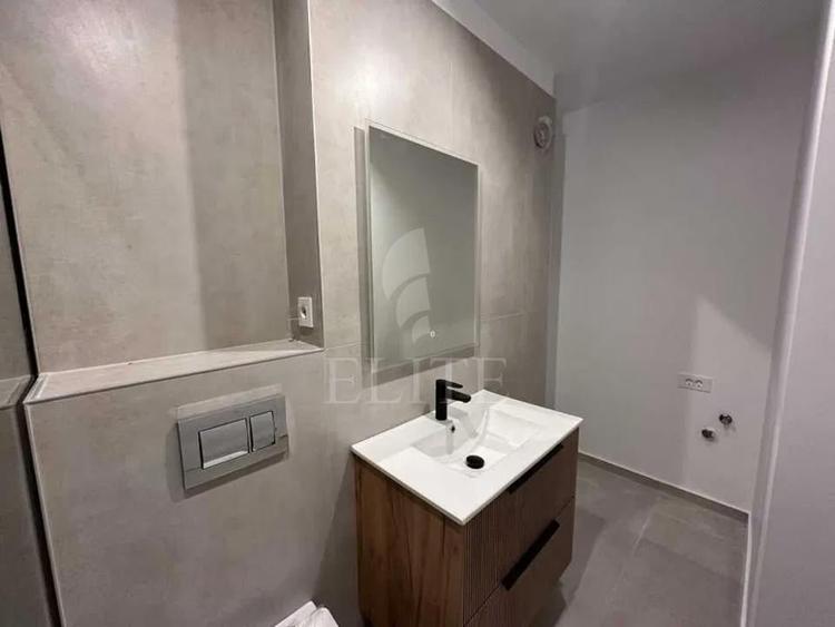 Apartament cu 2 camere semidecomandat, mobilat în Mărăști