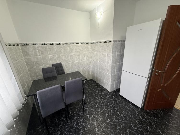 Apartament cu 2 camere decomandat, mobilat în Doamna Ghica
