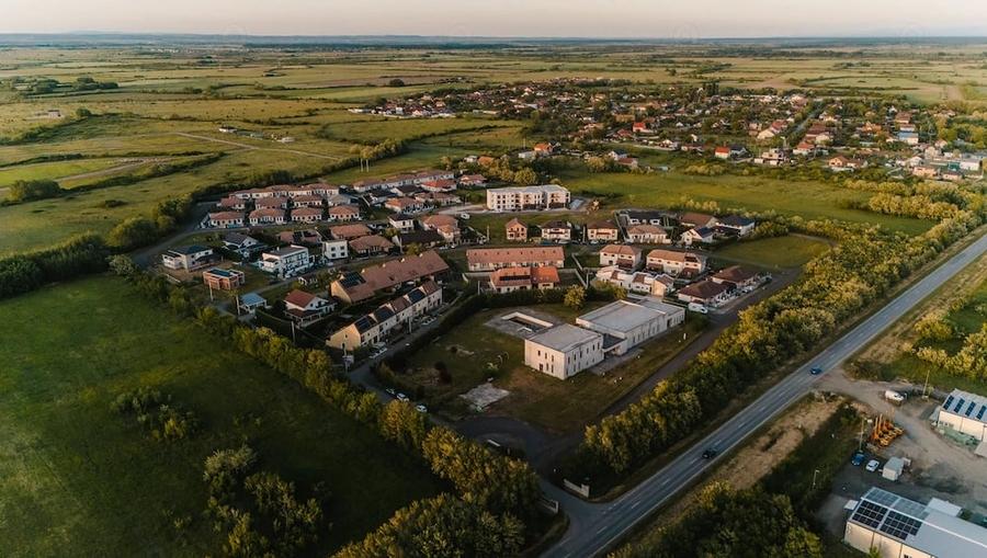 Apartament cu 2 camere semidecomandat în Moșnița Nouă