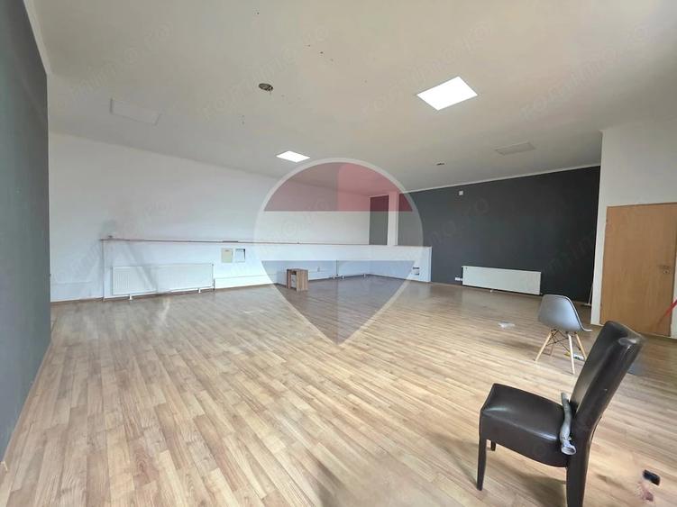 Casă cu Teren 100 Mp în Central
