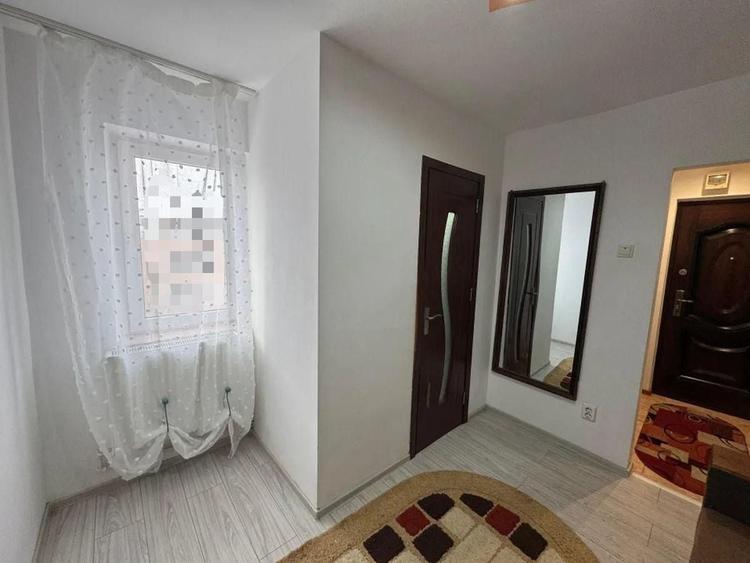 Garsonieră decomandată în Valea Lupului