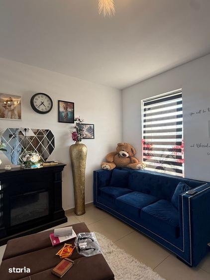 Casă cu 4 camere cu Teren 250 Mp în Clinceni