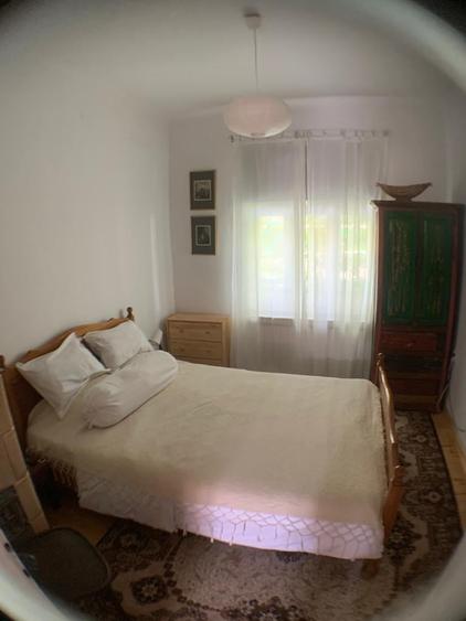 Casă individuală cu 3 camere cu Canalizare în Central