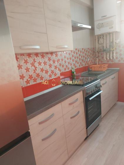 Apartament cu 2 camere semidecomandat, mobilat în Dristor