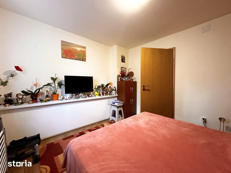 Apartament cu 3 camere semidecomandat în Dâmbovița