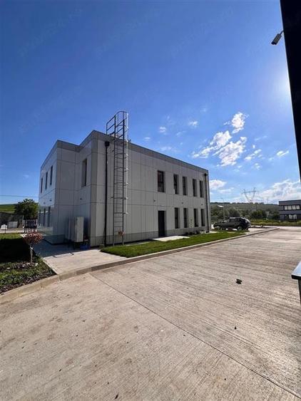 Spațiu comercial, de 108 mp, în Miroslava