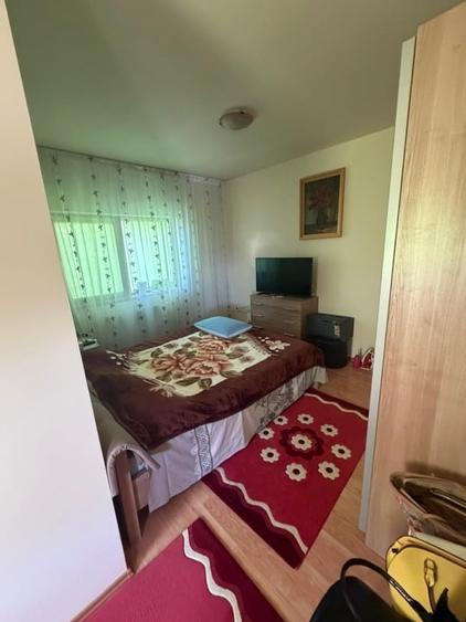 Duplex cu 5 camere cu Canalizare în Valea Lupului