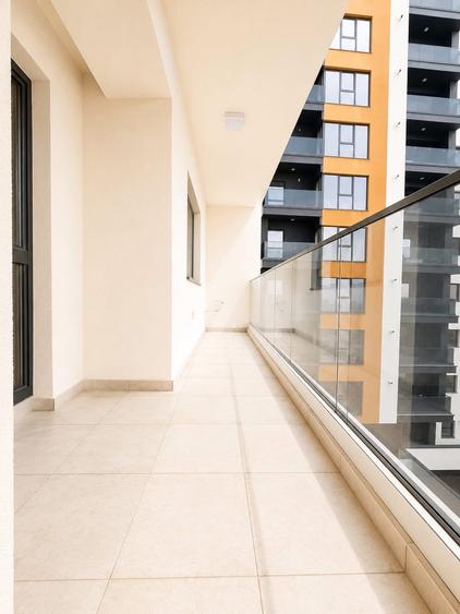 Apartament cu 3 camere decomandat în Energia