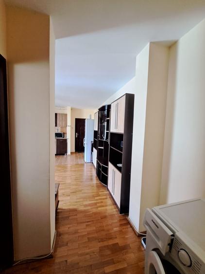 Apartament cu 2 camere semidecomandat în Lotrioara