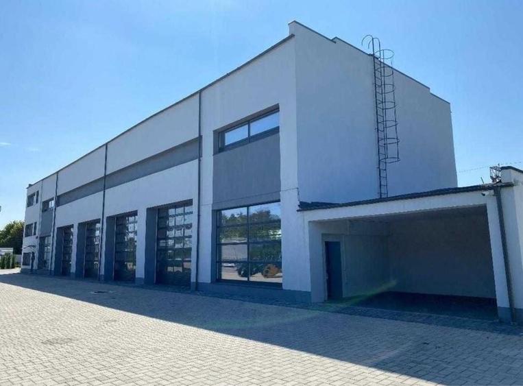 Spațiu comercial, de 640 mp, în Central