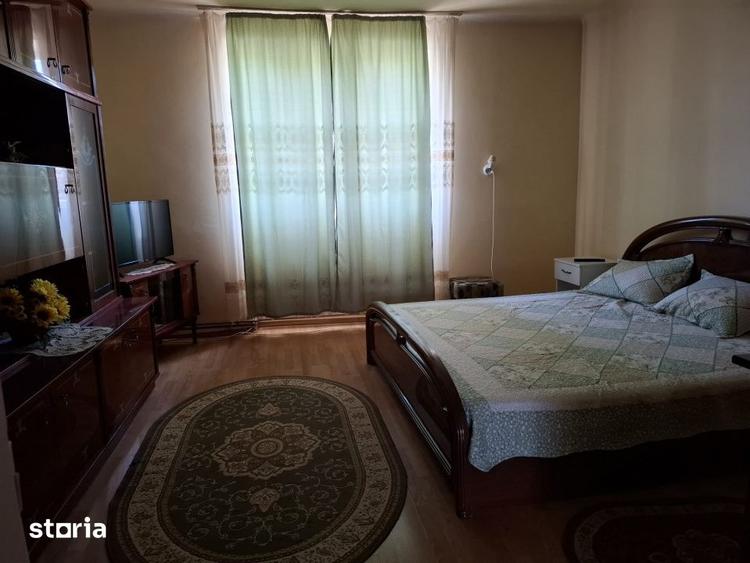 Casă cu 4 camere cu Teren 800 Mp în Central
