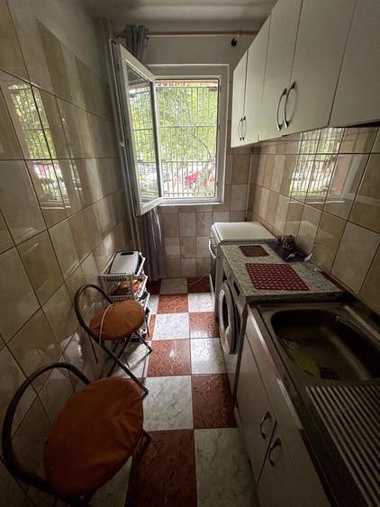 Garsonieră decomandată în Giurgiului