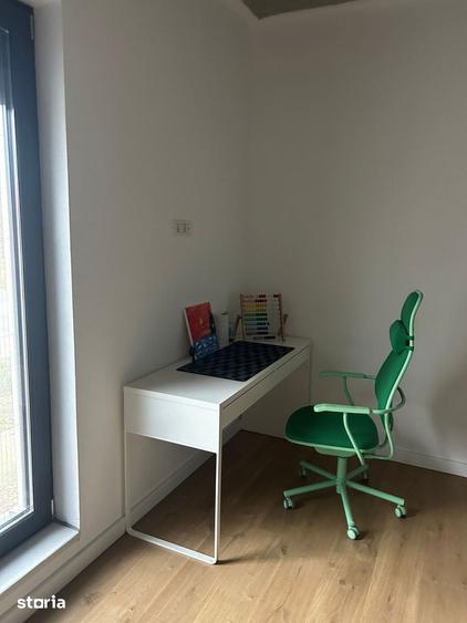 Casă cu 5 camere cu Teren 1162 Mp în Biled