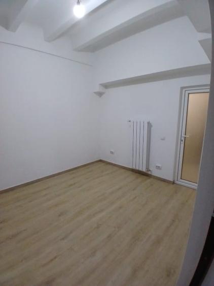 Apartament cu 3 camere în Primăverii