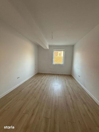 Apartament cu 3 camere în Cetate
