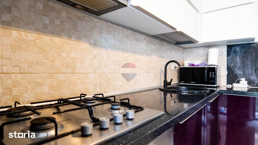 Apartament cu 3 camere decomandat în Fundeni