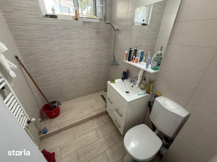 Apartament cu 2 camere semidecomandat în Tomis II