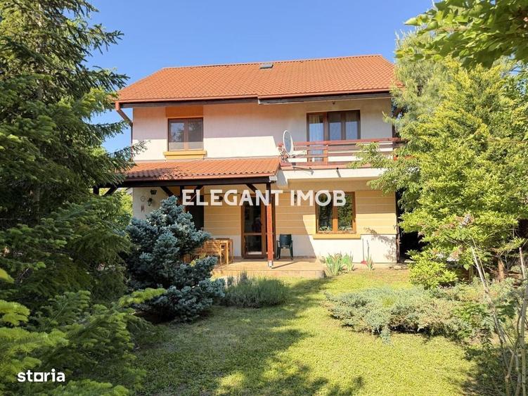 Casă cu 4 camere în Ostratu