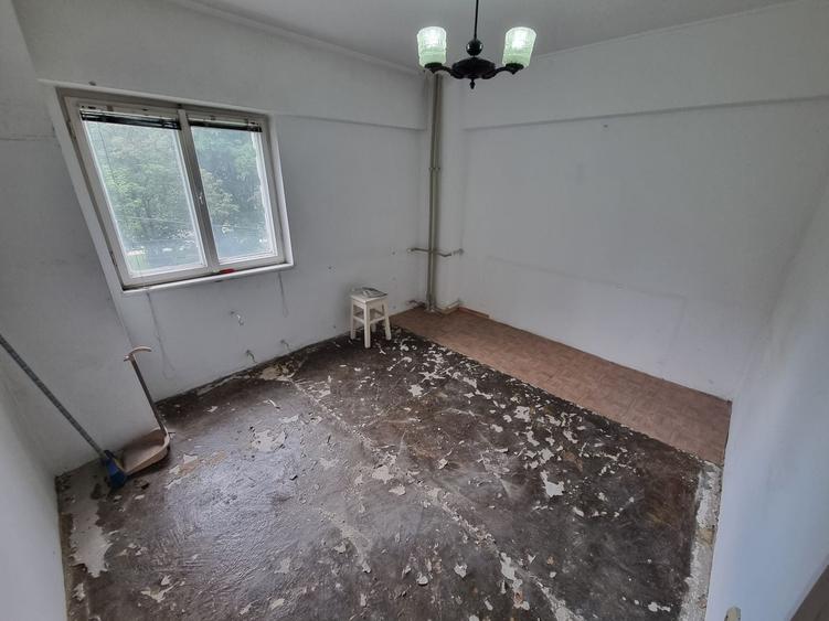 Apartament 2 camere zona Tomis 2(Spitalul Mare) - 2