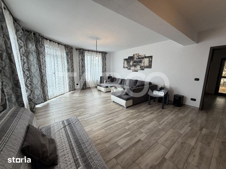 Casă cu 5 camere cu Teren 497 Mp în Șercaia