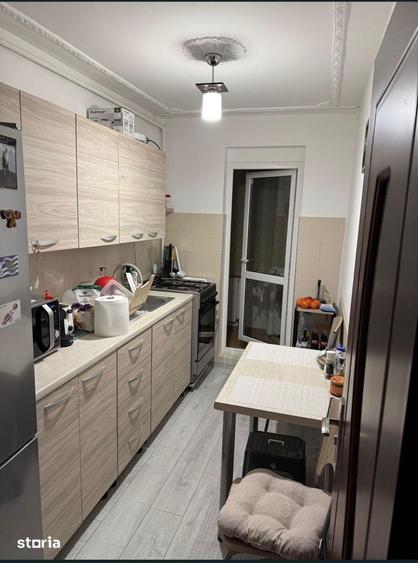 Apartament cu 2 camere decomandat în Astra