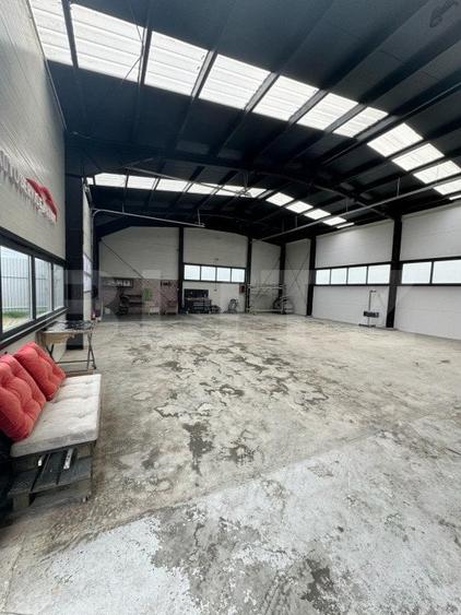 Spațiu industrial, de 300 mp, în Marginea