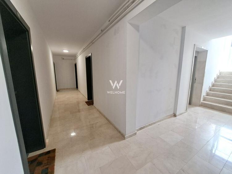 Penthouse cu 3 camere semidecomandat în Turnișor