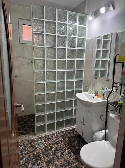 Casă cu Teren 1007 Mp în Central