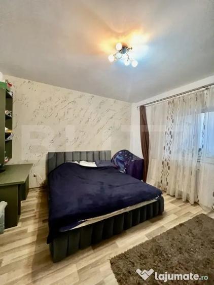Apartament cu 4 camere semidecomandat, mobilat în Europa