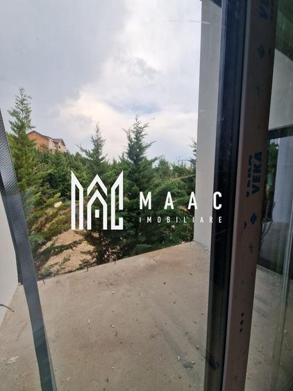 Apartament cu 4 camere decomandat în Cristian
