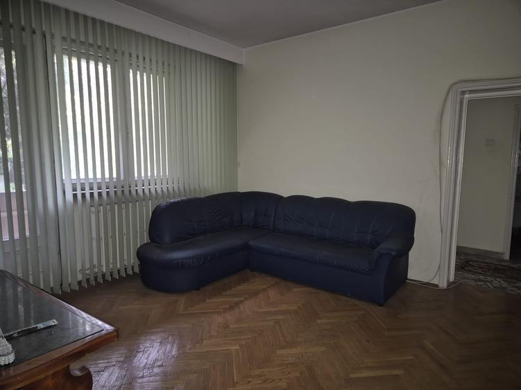 Casă individuală cu 4 camere cu Canalizare în Brâncoveanu