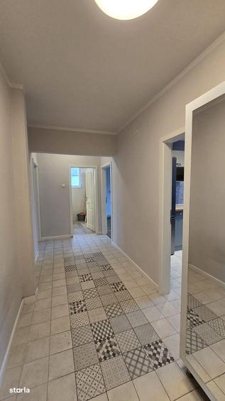 Inchiriez apartament cu 3 camere, Blumana - 10