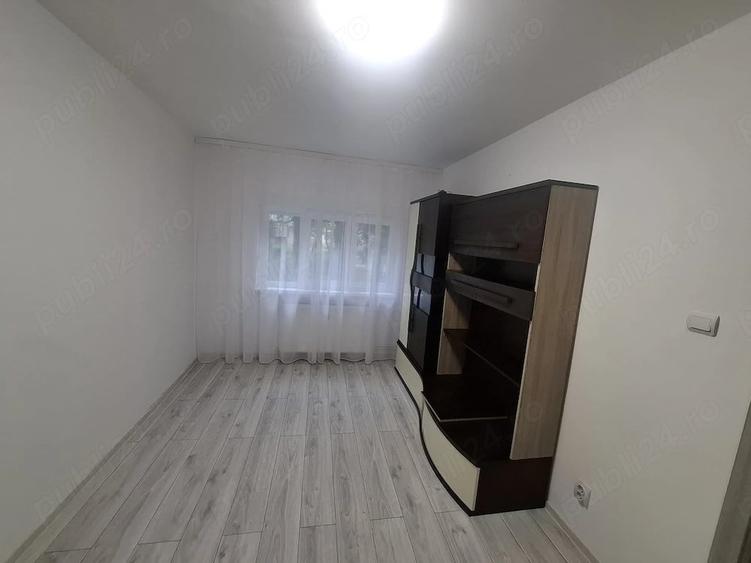 Apartament cu 3 camere nedecomandat în Șagului